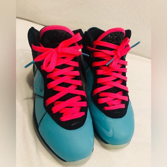 LeBron 8 Retro ‘South Beach’ 2021- Size US 7.5 M (US 9 W) - Picture 3 of 5